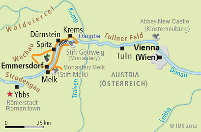 ウィーンの前にドナウ川の「ヴァッハウ」の風景オーストリアの地図
                                    (Austria: Vienna, Wachau)