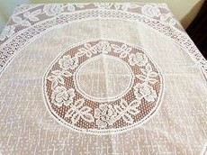 Fabrics: tablecloth made of coconut fiber in white