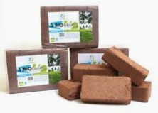 Pressed coconut fiber bricks for horticulture seedlings
