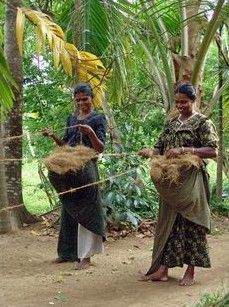 Women in India are spinning coconut fiber
