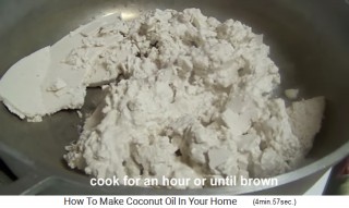 The coconut cream is boiled in a pan -
                    is fried