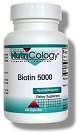 Biotina (vitamina B7, vitamina H) en
                            grandes cantidades generalmente tiene un
                            efecto contra hongos