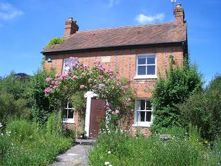 Das Wohnhaus in
              Brightwell-cum-Sotwell [westlich von London], wo Edward
              Bach zuletzt gelebt hat - es gehrt heute der
              Ramsell-Familie