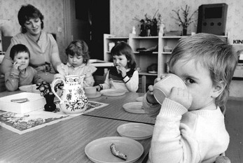 Nursery in East Germany,
                        lunch table in Kramsdorf