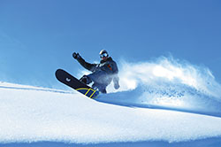 Snowboarder im Neuschnee [5], das ist
                          lebensgefhrlich und kann immer
                          Neuschneelawinen auslsen, die dann meistens
                          schneller sind als der Snowboarder...