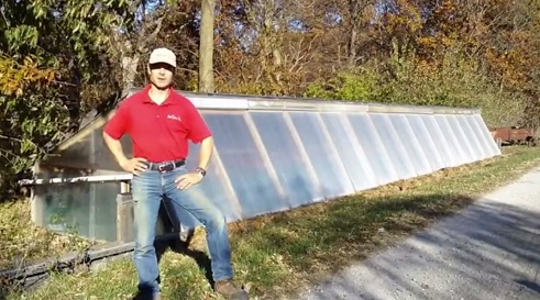 Illinois: invernadero de fosa con
                                  el frente solar de ventanas