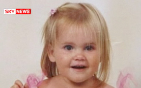 La nia Ellie
              Lawrenson (5 aos) de Merseyside fue matado por el Pitbull
              de su to
