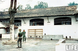 Nordvietnam: Gefngnis fr kriminellen NATO-Soldaten,
              bezeichnet als "Hanoi Hilton"