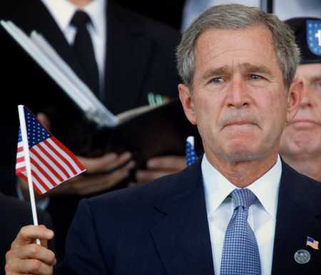 Ex-Alkoholiker
                      George W. Bush, Prsident der "USA",
                      sein Hirn ist z.T. weggefressen...