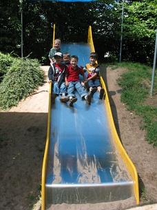 Broad slide 01, for example in
                                Aschaffenburg, South Germany