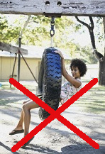 Negative vertical tire
                            swing 04, the tire is fixed with a rope at a
                            beam, and the child is sitting in the tire
                            and has no sight.
