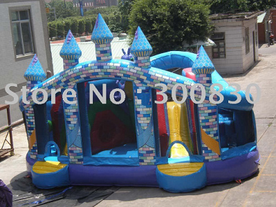 Trampoline 20: jumping
                            castle in blue of Ali Express Company in
                            criminal "USA"