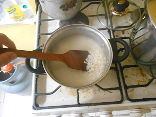 Reiswasser aus
                      Vollkornreis 03