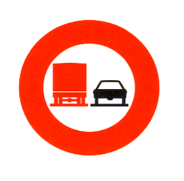 Verkehrszeichen: Vorschriftssignal
                      berholverbot fr Lastwagen