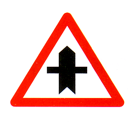 Verkehrszeichen: Kreuzung mit Strassen ohne
                      Vortritt