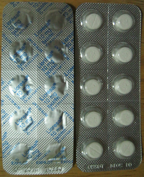 Lioresal /
                        Baclofen, Blister mit kleinen, weissen
                        Wunderpillen