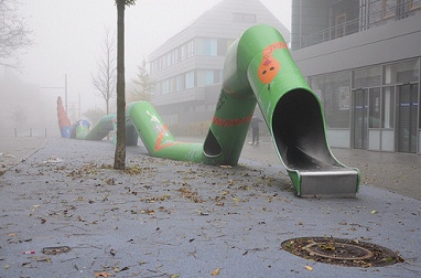 Playground snake 04 in
                            the center of the town of Velbert (near
                            Wuppertal), Germany