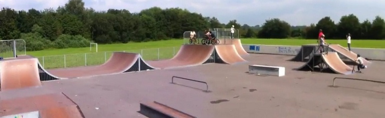 Patinaje 30+31: parque de patinaje en
                          Newport, Inglaterra, foto panor�mica